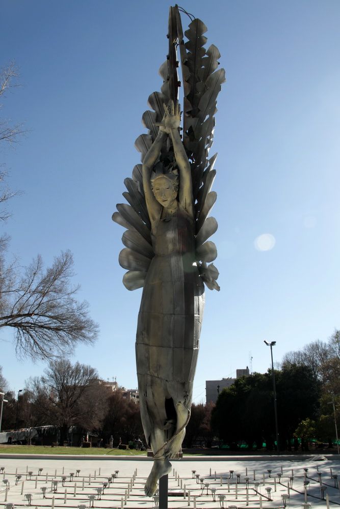 Memorial de la Bandera, vista general en un día soleado